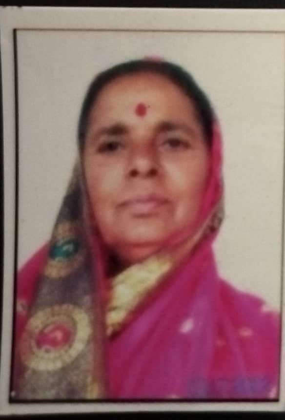 श्रीमती लताबाई दादाजी देवरे